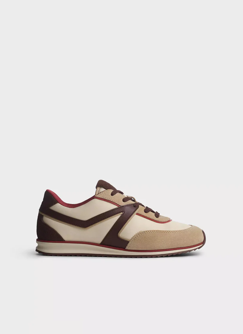 Retro Sneaker
