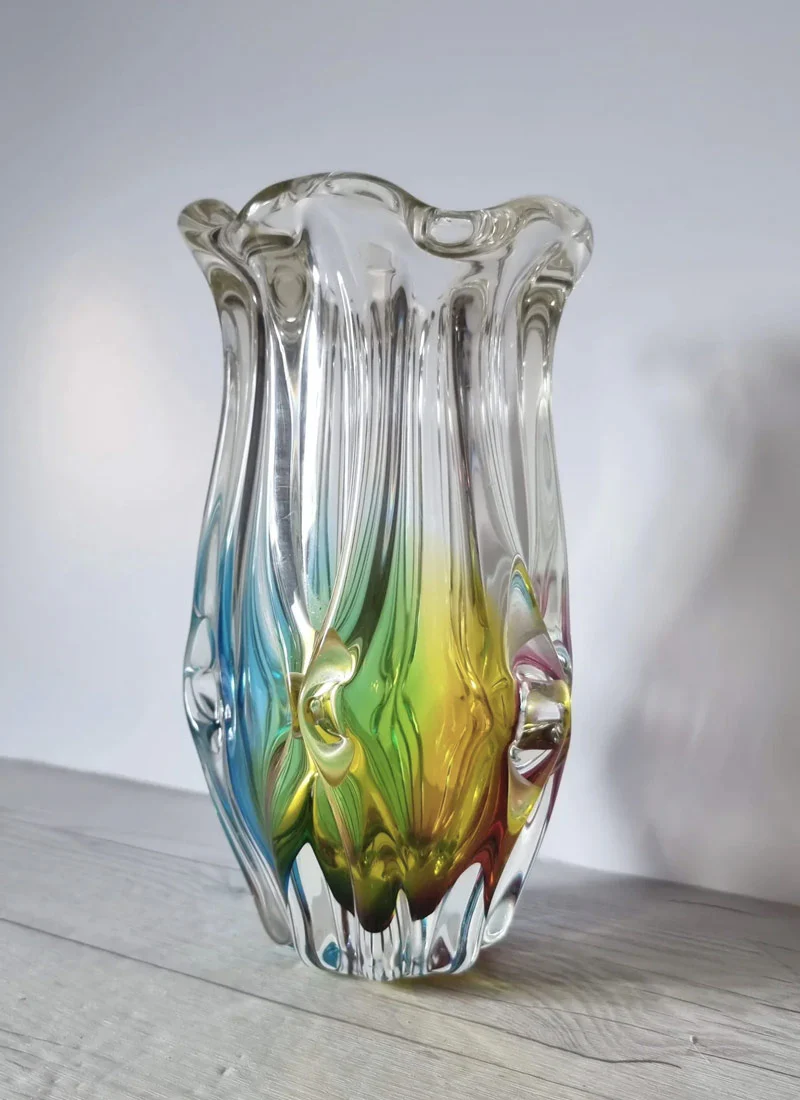 Sanyu Glassworks Narumi Rainbow Sommerso Gathered Pleats Statement Vase, 60s-70s