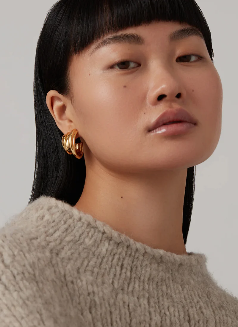 Leona Hoops