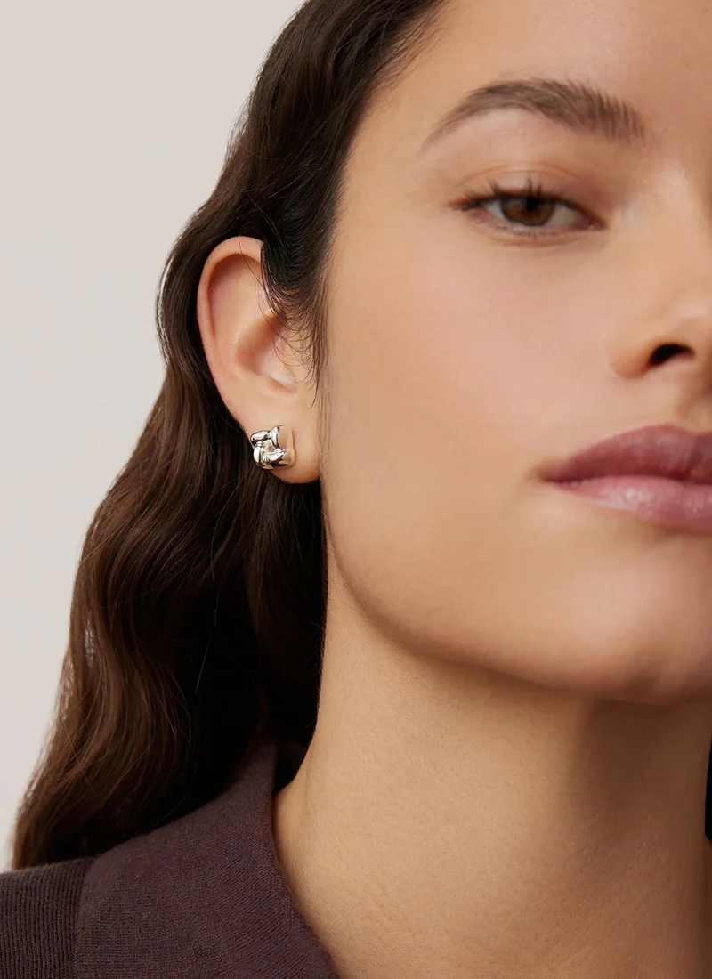 Mini Woven Square Earrings - Image 2