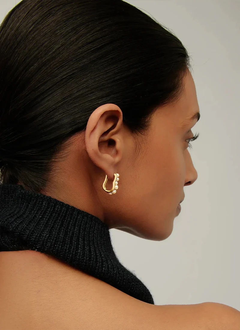 Pearl Wave Smallhoop Earrings - Image 5