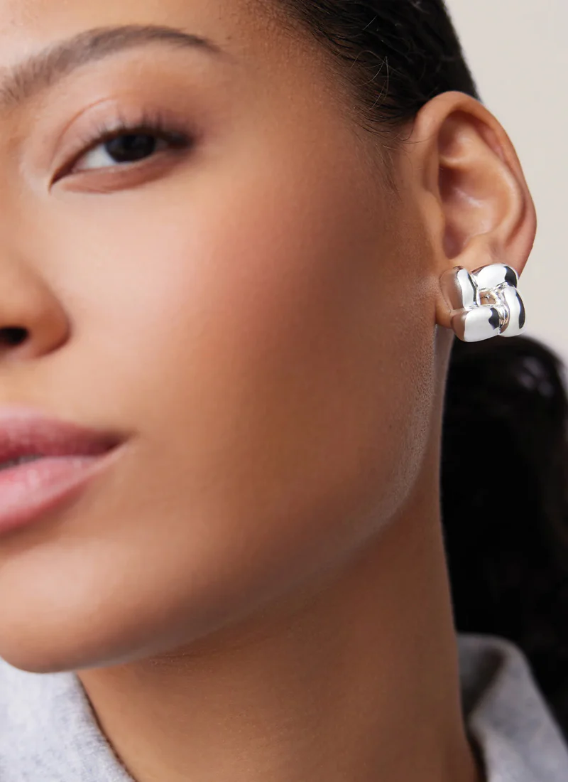 Small Woven Square Earrings - Image 2