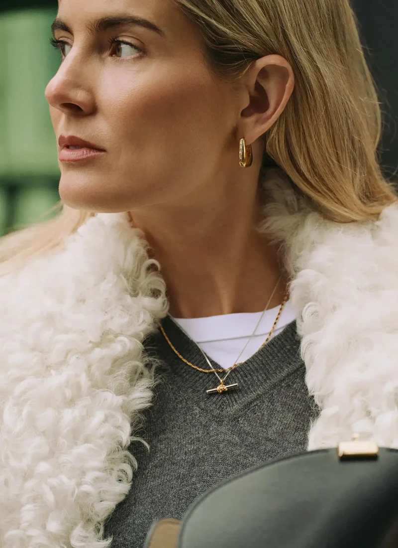 Lucy Williams T-bar Knot Pendant Necklace