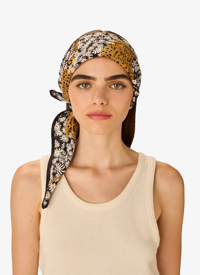 Square Pampa Scarf - Image 2