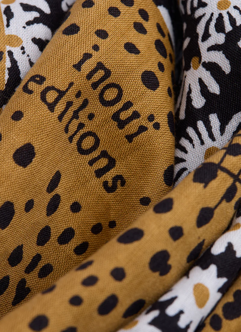 Square Pampa Scarf - Image 6