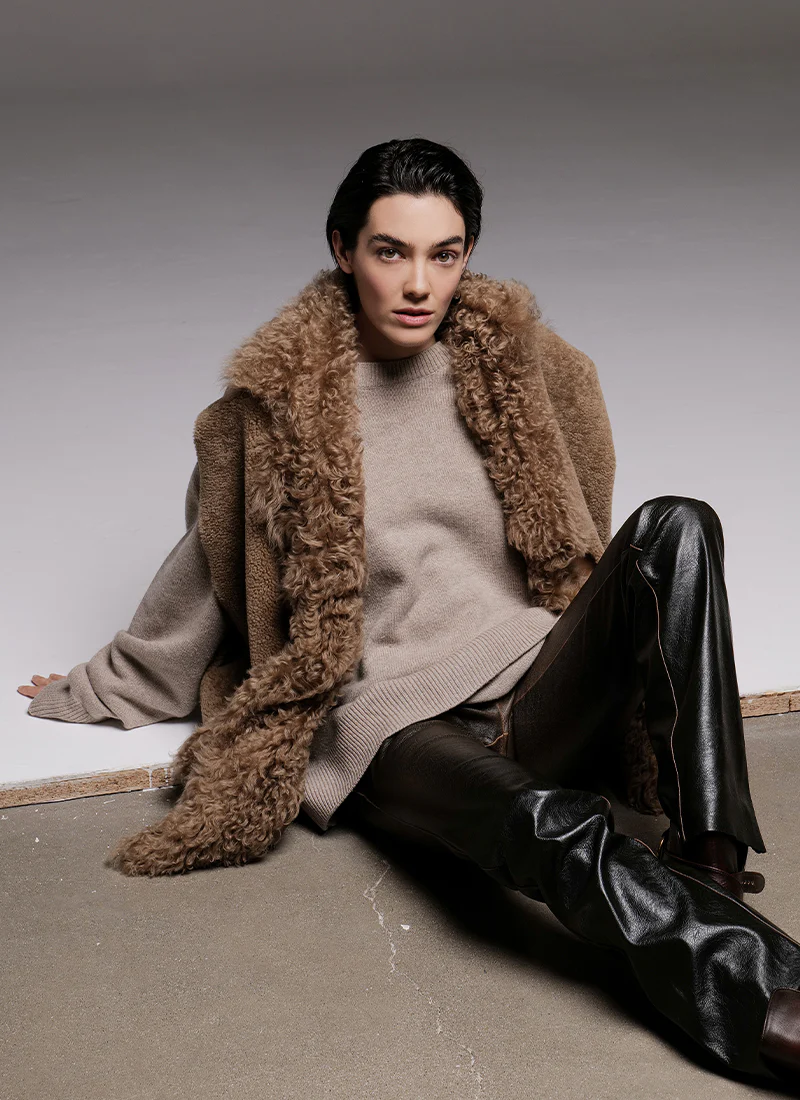 Semicurly Merino Tigrados Shearling Vest - Image 5