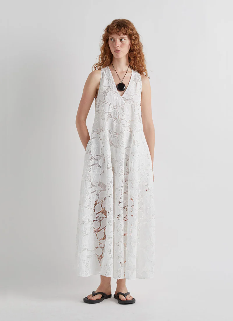 Sleeveless V-neck Lace Maxi Dress
