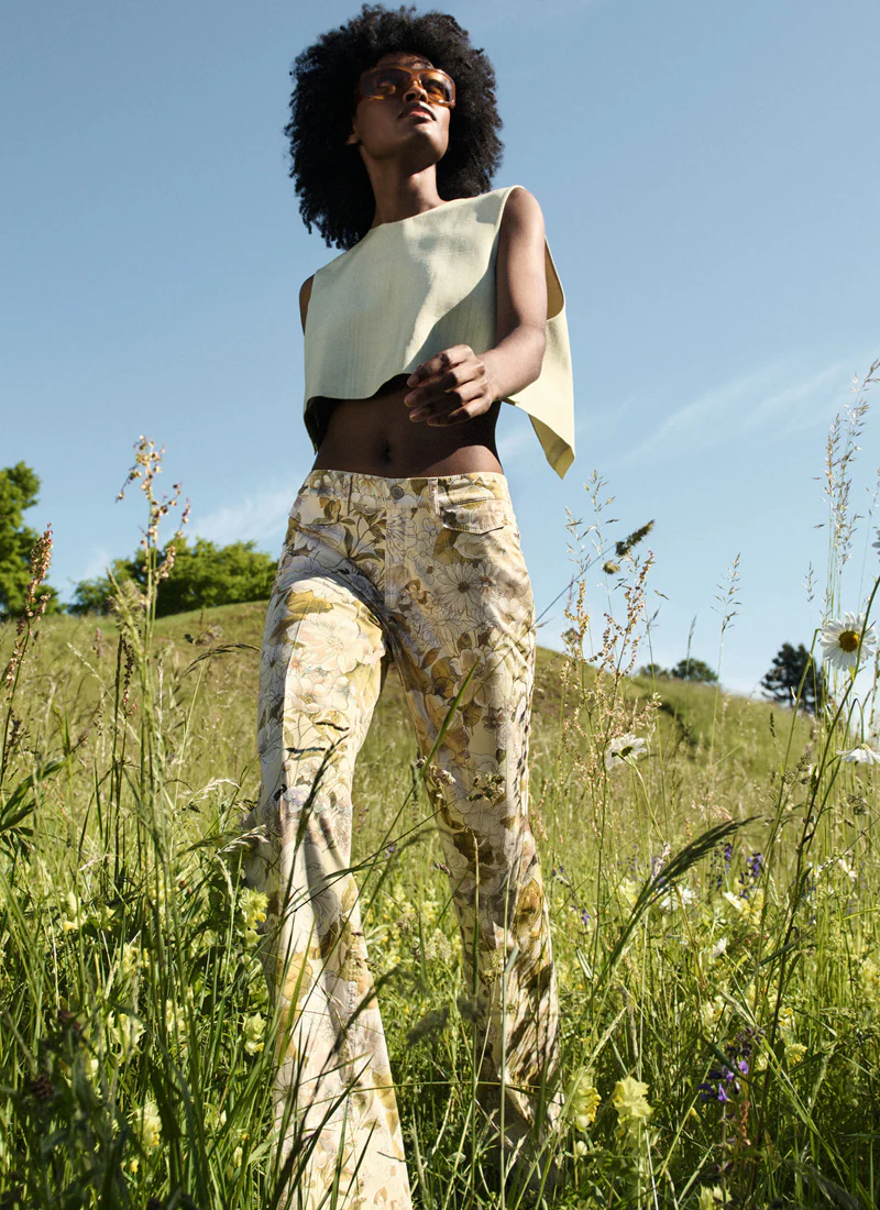Fabienne Floral Cropped Flare Jeans - Image 5