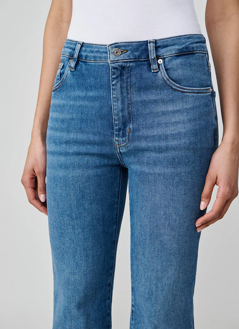 The Reboot Crop Jeans - Image 2