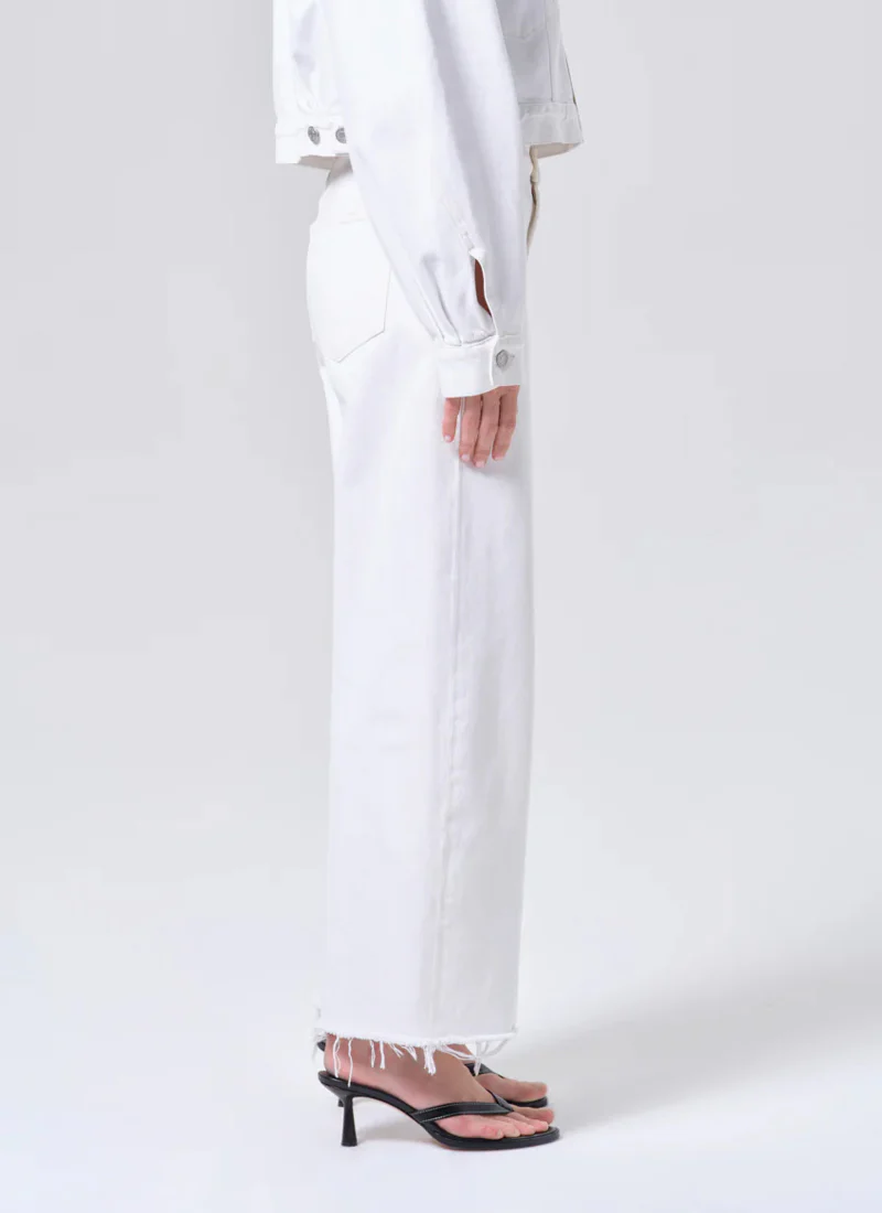 Low Curve Fray Wide Leg Jeans - Image 3