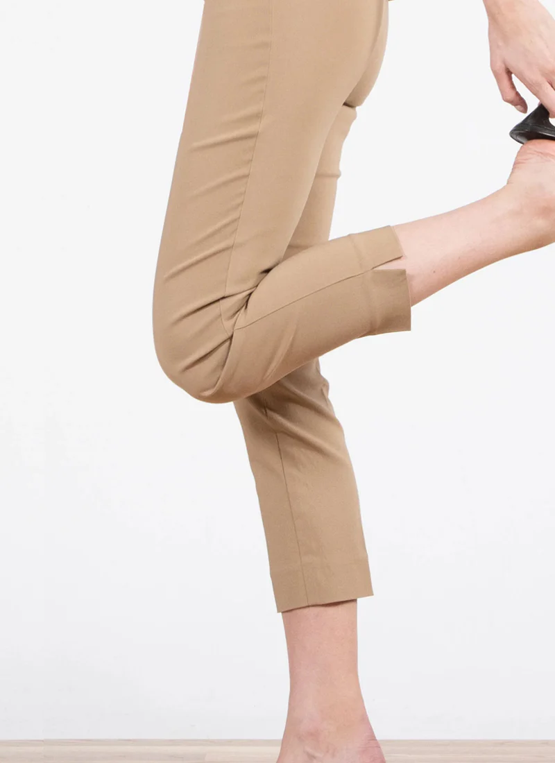 Brigitte Signature Slim Crop Pants - Image 3