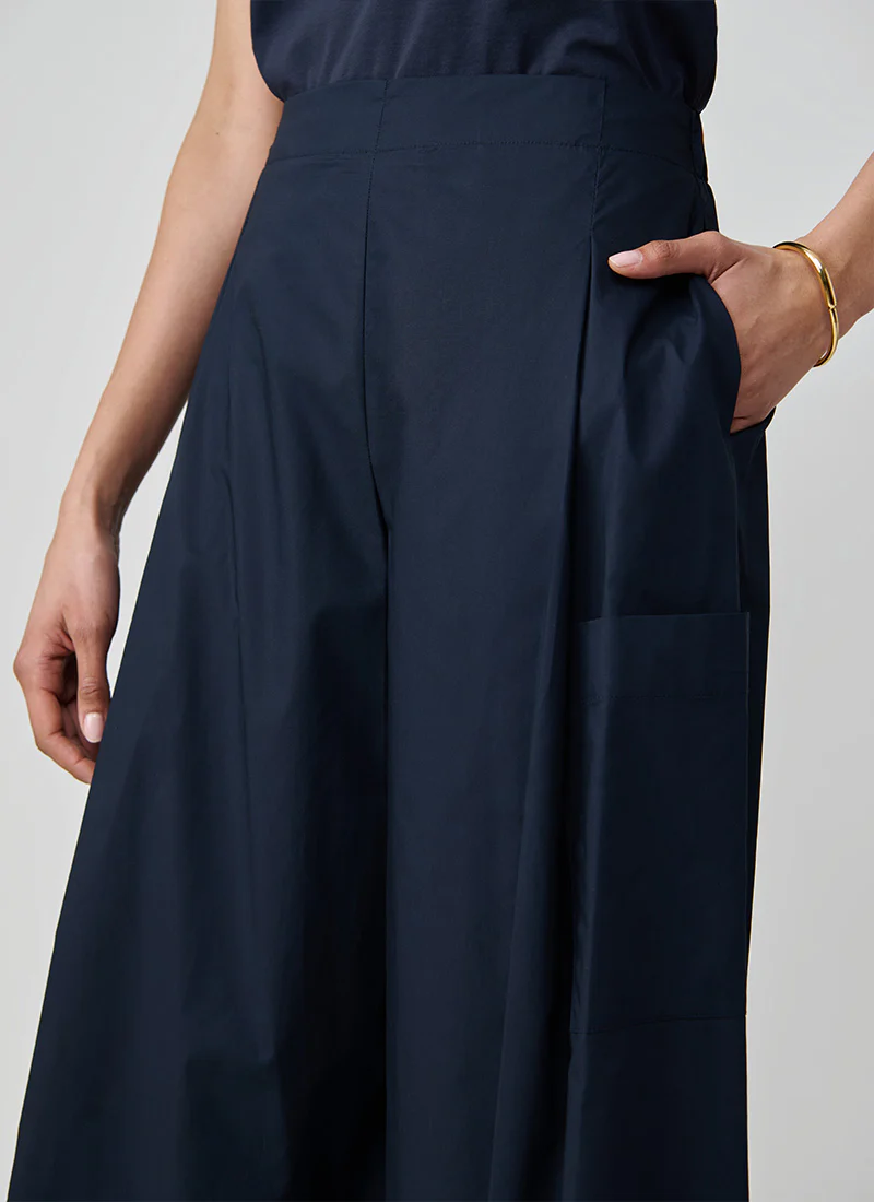 Pocket Detail Wide Leg Cropped Pants - Image 3