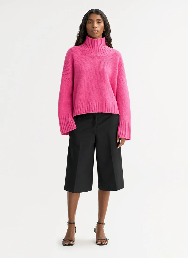 Girlfriend Cashmere Turtleneck - Image 4