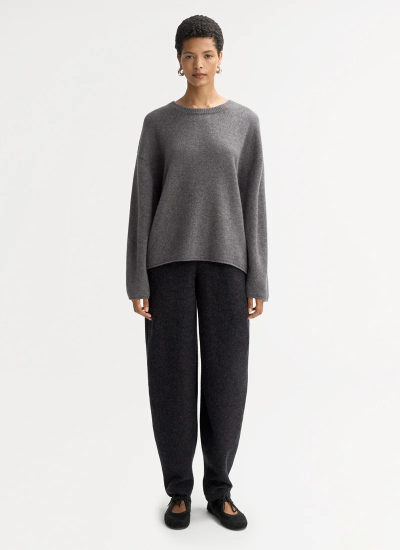 Relaxed Fit Crew Neck Sweater - Image 4