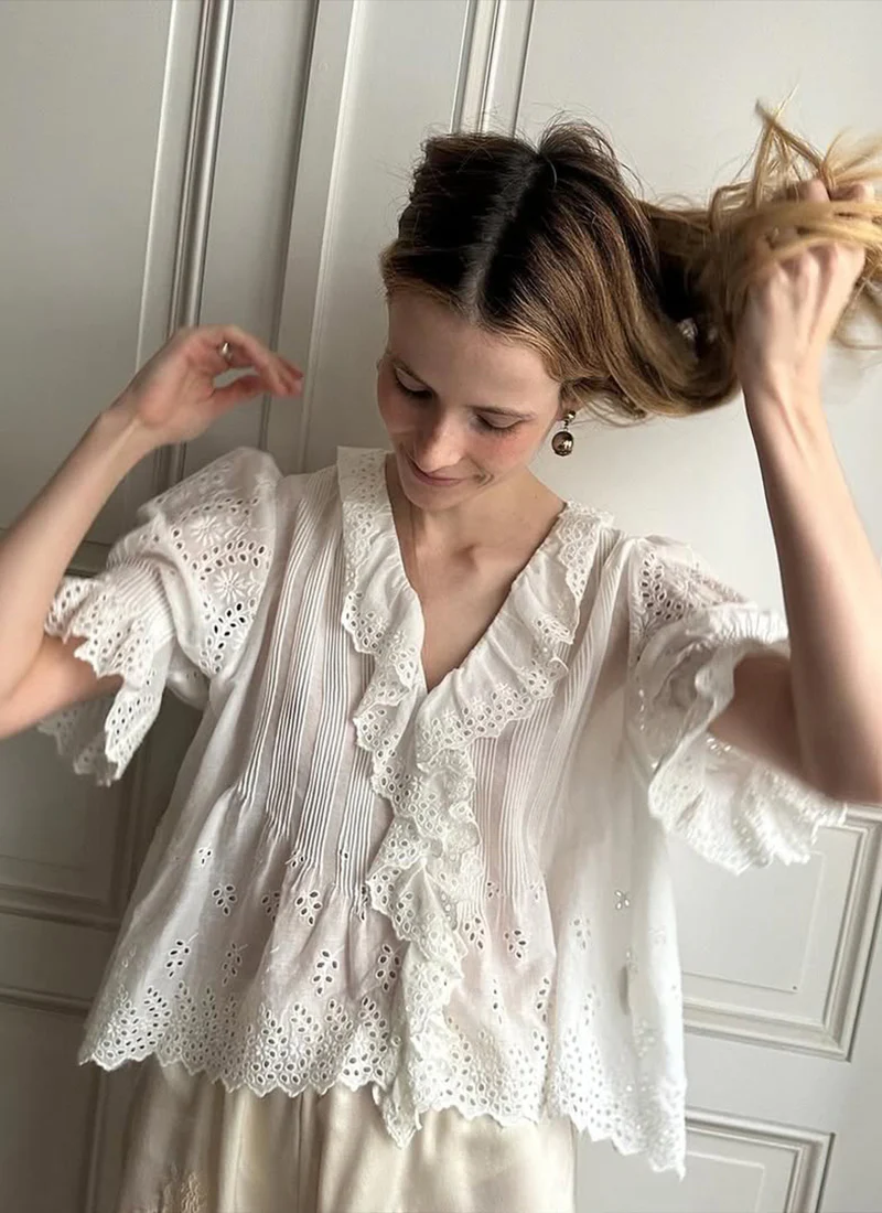 Henri Eyelet Top - Image 2