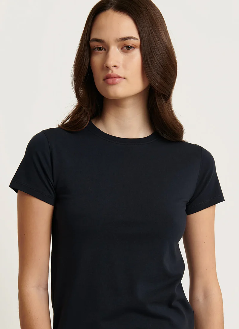 Short Sleeve Iconic Stretch V-Neck Tee - Image 2