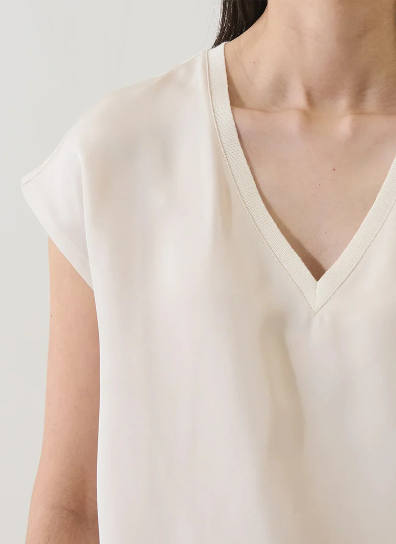 Silk V Neck Dolman Sleeve Tee - Image 2