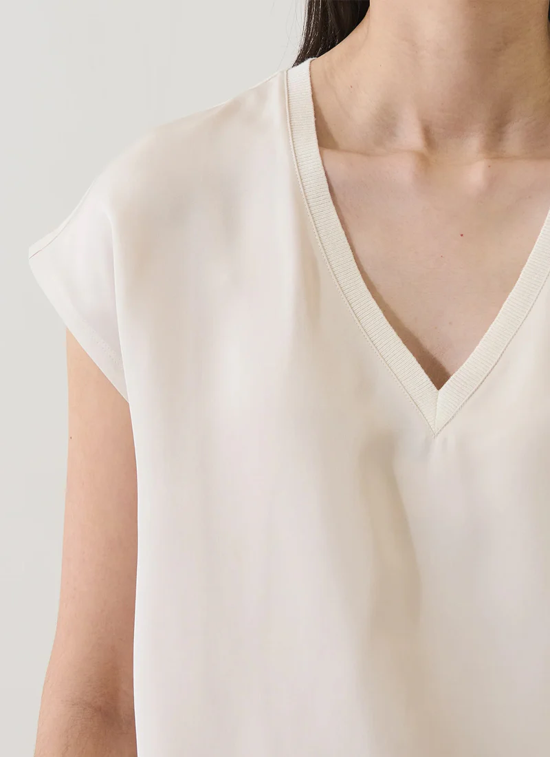 Silk V Neck Dolman Sleeve Tee - Image 3
