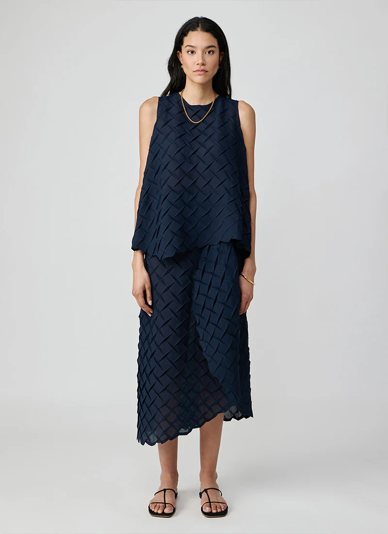 Sleeveless Textured Relaxed Top - Image 5